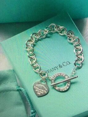 Tiffany & Co 925 Silver Heart Toggle Chain Bracelet Authentic